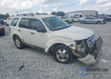 2011 Ford Escape Xls из США, поврежденный, VIN 1FMCU0C75BKB57794